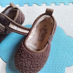 子どもシューズ　サイズ14cm　モコモコ靴　茶色の画像