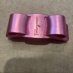 フェラガモ　バレッタの画像