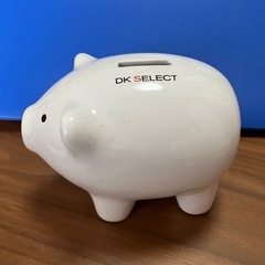 貯金箱の画像