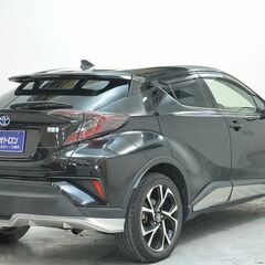 ✨TOYOTAの世界戦略SUV✨トヨタ C-HR 　Ｇの画像
