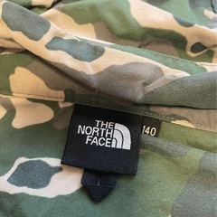 the north faceのウィンドブレーカーの画像