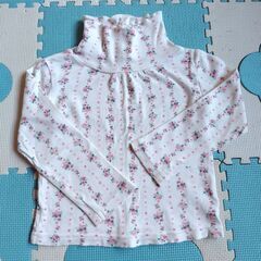 サイズ90　ハイネックカットソー　花柄2枚セットの画像