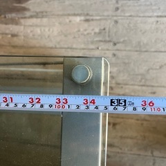 ガラステーブルの画像