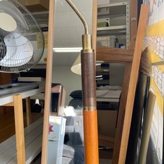 KOIZUMI フロアスタンドの画像