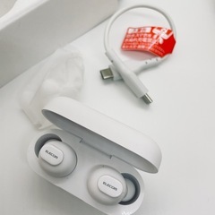 エレコム Bluetoothイヤホン 完全ワイヤレス ヘッドホン AAC対応 低遅延モード ホワイト ELECOM LBT-TWS16WHの画像