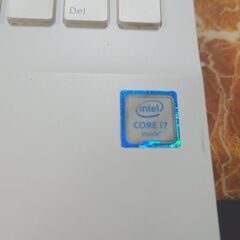 富士通ノートパソコンの画像