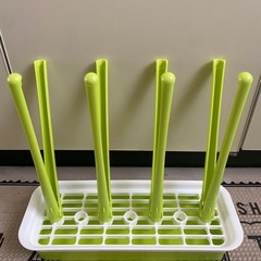 ベビー哺乳瓶・消毒容器・乾燥スタンドの画像