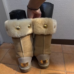 ugg ムートンブーツ  サイズ23cm  の画像