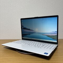 【超美品&バッテリー良好！】 LIFEBOOK メモリ8GB SSD256GB Windows11の画像