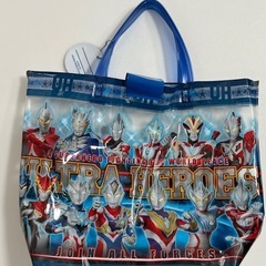 プールバッグ  ウルトラマンヒーローズの画像