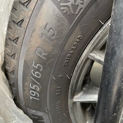 スタッドレスタイヤ４本　　ホイール付き