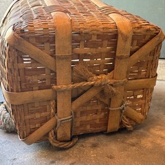 当時物 昭和レトロ 背負い籠 竹 竹編み 花籠 竹細工の画像