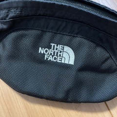 ノースフェイス　ボディバッグの画像