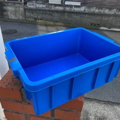 プラスチック箱 ３個の画像