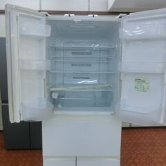 ID 713000　東芝６ドア　605L　２０１４年製　GR-H610FV(ZW)　野菜室トレーひび割れありの画像