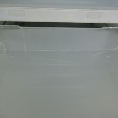ID 713000　東芝６ドア　605L　２０１４年製　GR-H610FV(ZW)　野菜室トレーひび割れありの画像