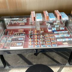 ガラスショーケースの画像