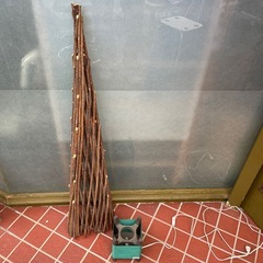 アンティーク　ランプ　照明の画像