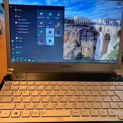 クリスマス大特価Toshiba satellite R732改　その⑲　予備バッテリー３個付き　i5 新品SSD240G メモリー8G　office2021 wifi 搭載Win10Pro64bit認証済の画像