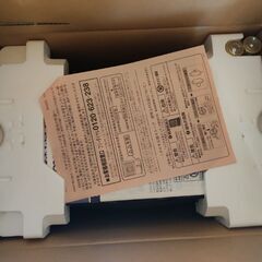 自然通気形開放式石油ストーブの画像