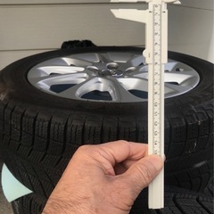 アウディ A3  純正ホィール付きスタッドレス　205/55R 16×4本　室内保管 美品
  の画像