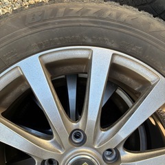 スタッドレスタイヤの画像