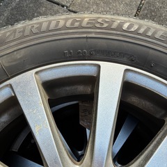 スタッドレスタイヤの画像