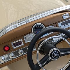 メルセデス・ベンツ 300S  子供用 電動乗用カー 電動乗用ラジコン  乗用玩具 クリスマス 誕生日 プレゼントの画像