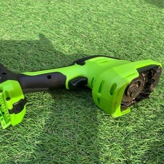 芝生　バリカンの画像