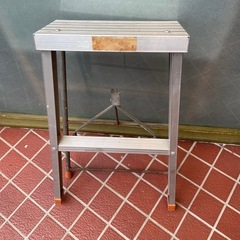 アルミ脚立　２段　折りたたみ脚立の画像