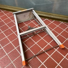 アルミ脚立　２段　折りたたみ脚立の画像