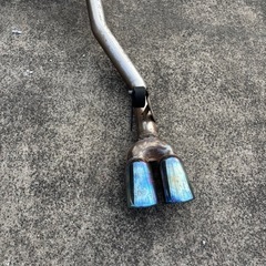 20アルファード 2.4l リアピースの画像