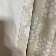 ニトリ　カーテン　1組長さ100×幅145　の画像