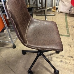 ¥500/09/椅子/チェア/革/アンティーク調/高さ調整機能付き/の画像