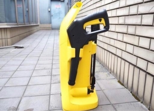 値下げしました。家庭用高圧洗浄機　ケルヒャーＫ２　　バッテリーセット