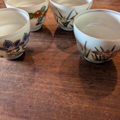 お客さま用　お茶セット　茶碗4 お菓子小皿5　ポットの画像