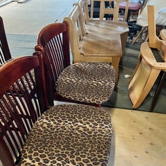 カリモク4脚セットダイニングチェアの画像