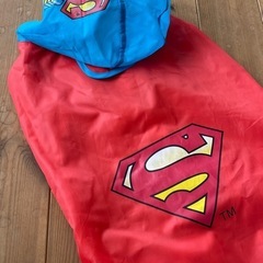 中型犬用レインコート　スーパーマンの画像