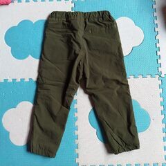 【状態良好】サイズ90　ユニクロ　カーキ　フリース裏生地　ズボンの画像