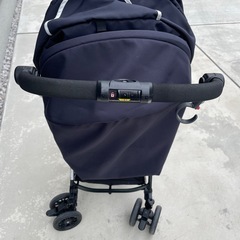 A型ベビーカー 新生児から  200円もしくはお菓子と交換の画像