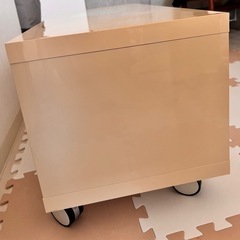 テレビ台の画像