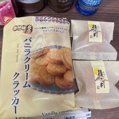 クッキー、蒟蒻ゼリー、レモンゼリー、焼き菓子、カフェラテ、缶コーヒー、砂糖、後の月の画像