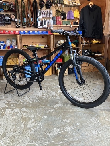 【新品】HARO BIKES FLIGHTLINE 24 MATTE BLACK 子ども車 子供用自転車 ジュニアMTB