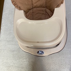 子供用 歩行器の画像