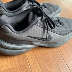 ナイキ アップリフト SC (Uplift SC)  スニーカー　ブラックの画像