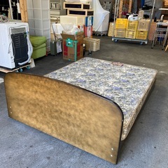 今年最後の大特価！　驚異の価格　ダブルベッドセットの画像