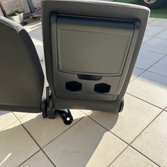 ハイエースシート　DX  助手席の画像