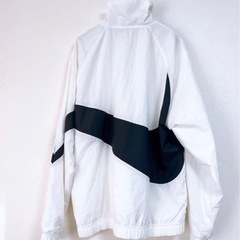 NIKE ビッグスウォッシュ
の画像