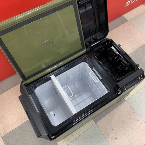 充電式　保冷温庫　MAKITA　CW004G