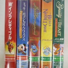 ★VHS ビデオ ディズニー アニメ 5本セット 美女と野獣/ミッキーのマジカル・クリスマス/アラジン/Mr. インクレディブル/ノートルダムの鐘 jの画像